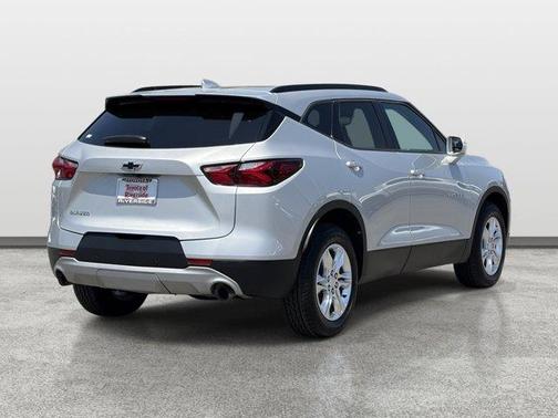 Silver Ice Metallic 2019 Chevrolet Blazer 2LT