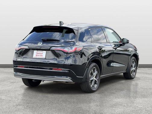 Crystal Black Pearl 2024 Honda HR-V EX-L