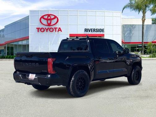 2025 Toyota Tundra Hybrid Platinum