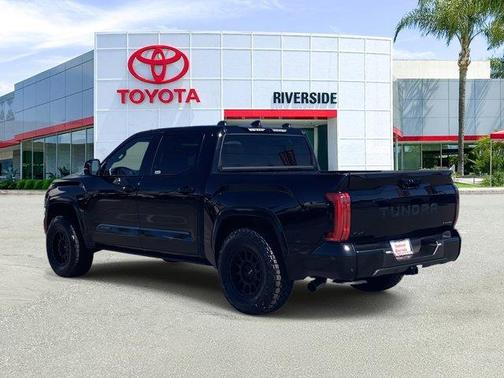 2025 Toyota Tundra Hybrid Platinum