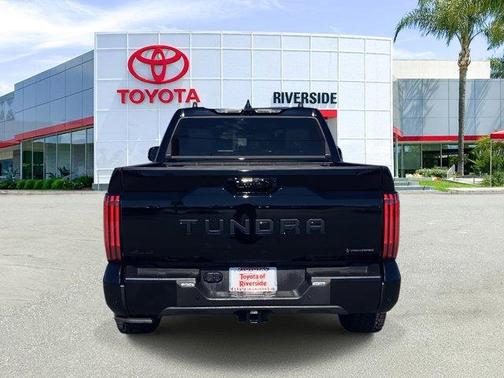 2025 Toyota Tundra Hybrid Platinum