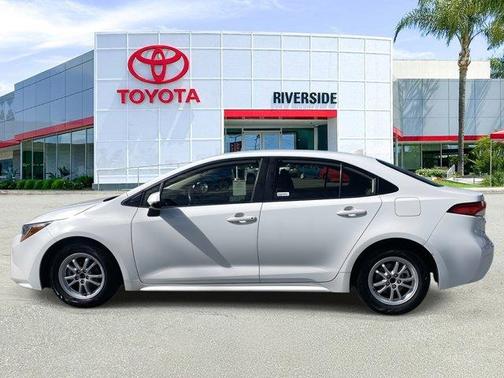 2022 Toyota Corolla Hybrid LE