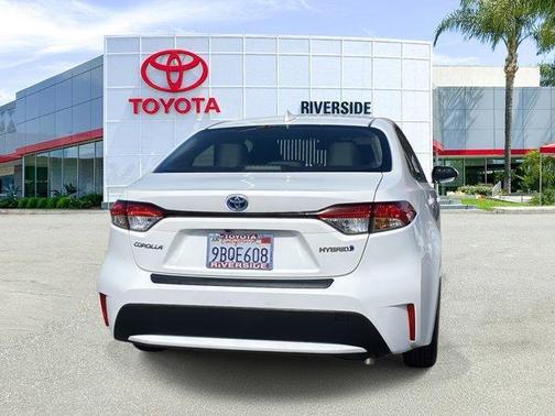 2022 Toyota Corolla Hybrid LE