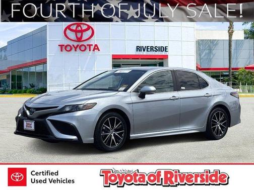 2023 Toyota Camry Hybrid SE