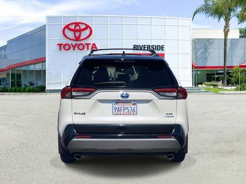 2022 Toyota RAV4 Hybrid XSE