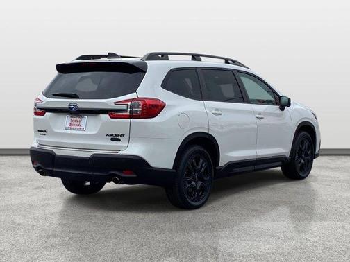 Crystal White Pearl 2023 Subaru Ascent Onyx Edition Limited