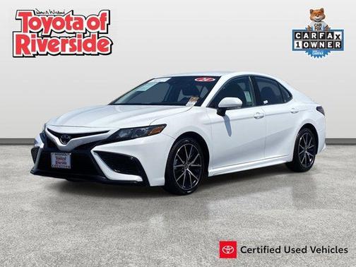 Ice 2024 Toyota Camry SE