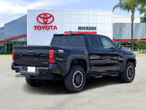 2025 Toyota Tacoma Hybrid TRD Off Road