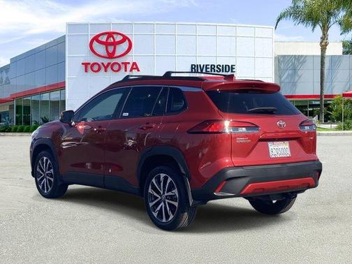2022 Toyota Corolla Cross XLE