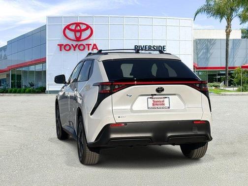 2026 Toyota bZ XLE PLUS