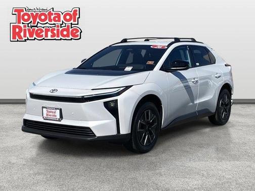 2026 Toyota bZ XLE PLUS