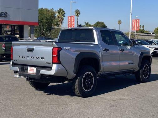 2025 Toyota Tacoma Hybrid TRD Off Road