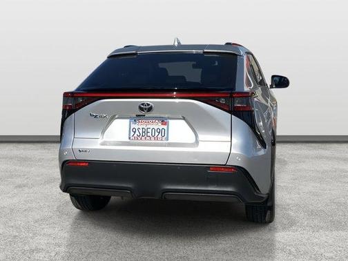 2025 Toyota bZ4X XLE