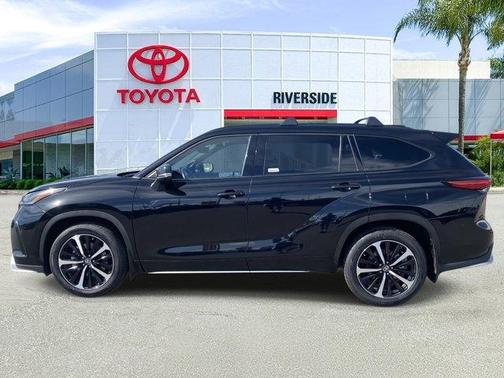2022 Toyota Highlander XSE