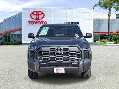 2026 Toyota Tundra Hybrid Platinum