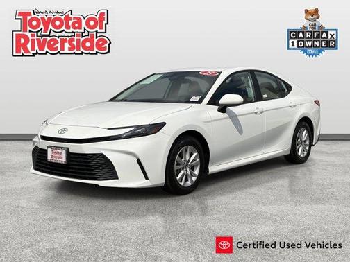 Ice 2025 Toyota Camry LE