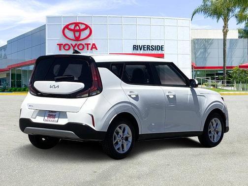 2023 Kia Soul LX