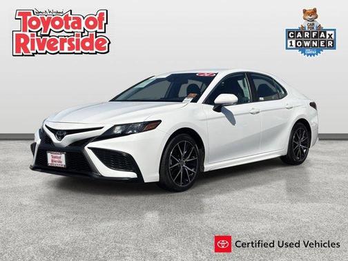 Ice 2024 Toyota Camry SE
