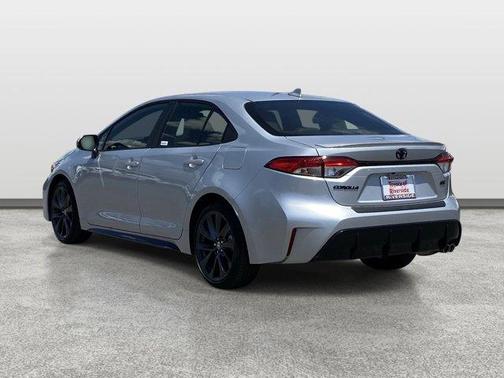 Classic Silver Metallic 2026 Toyota Corolla SE