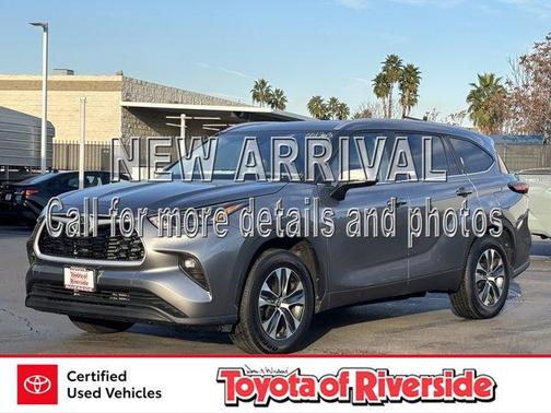 2025 Toyota Highlander XLE