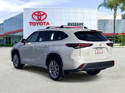 2026 Toyota Highlander Limited