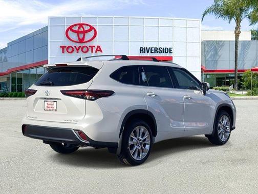 2026 Toyota Highlander Limited