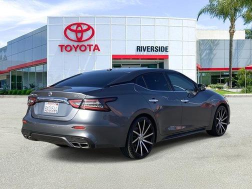 2021 Nissan Maxima SV