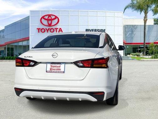 2025 Nissan Altima S