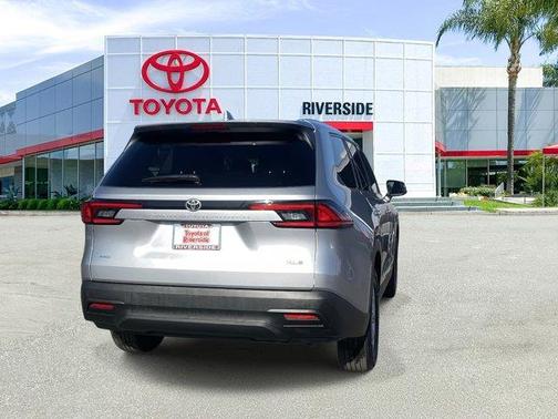 2025 Toyota Grand Highlander XLE