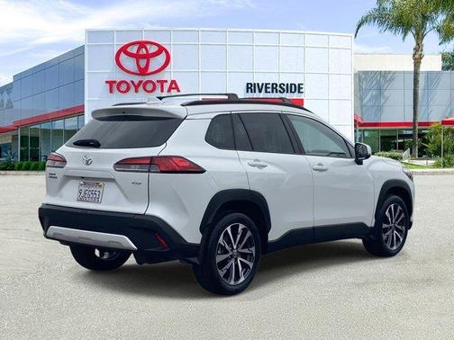 2023 Toyota Corolla Cross XLE