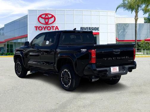 2025 Toyota Tacoma Hybrid TRD Sport