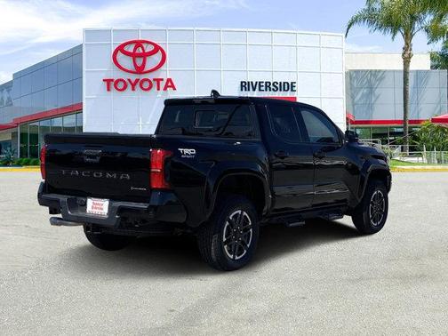 2025 Toyota Tacoma Hybrid TRD Sport