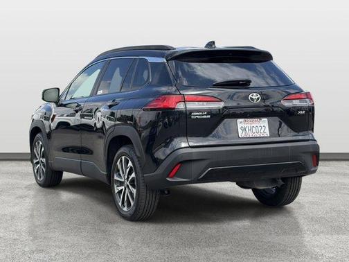 Jet Black 2024 Toyota Corolla Cross XLE