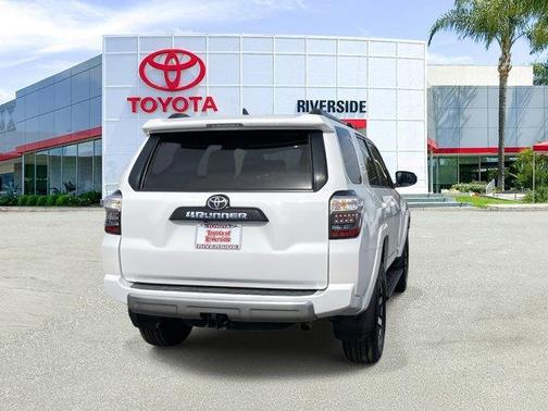 2024 Toyota 4Runner TRD Off Road