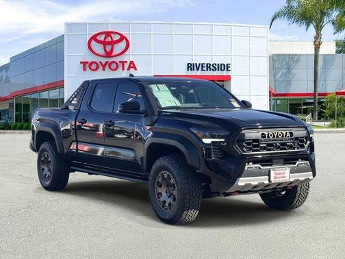 2025 Toyota Tacoma Hybrid Trailhunter