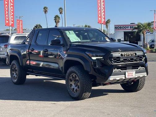 2025 Toyota Tacoma Hybrid Trailhunter