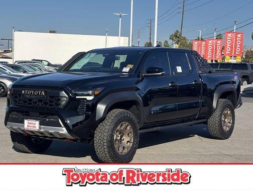 2025 Toyota Tacoma Hybrid Trailhunter