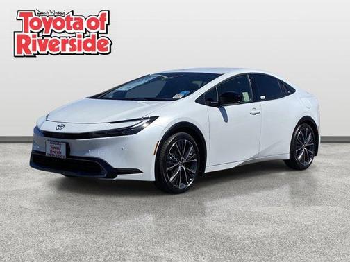 Wind Chill Pearl 2026 Toyota Prius XLE