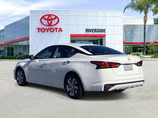 2025 Nissan Altima S