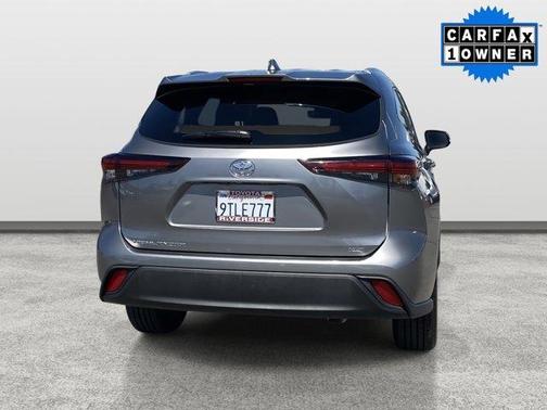 2025 Toyota Highlander XLE