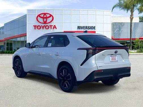 2026 Toyota bZ XLE PLUS