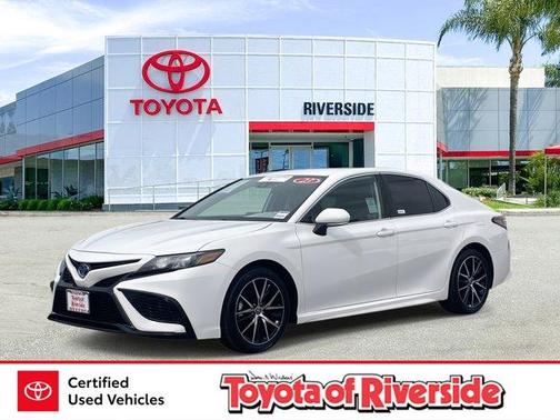 2023 Toyota Camry Hybrid SE