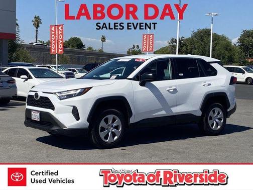 2024 Toyota RAV4 LE