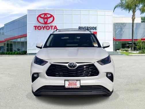 2025 Toyota Highlander XLE