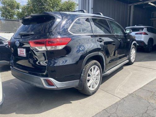 2017 Toyota Highlander Hybrid Limited Platinum