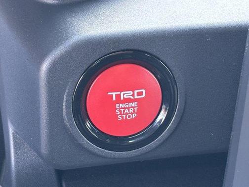 UNDERGROUND 2026 Toyota 4Runner TRD Sport