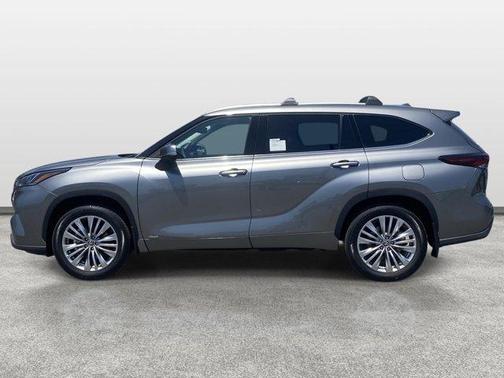 Metal 2026 Toyota Highlander Hybrid Platinum