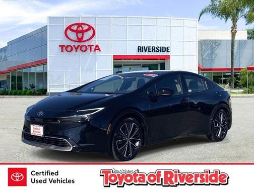 2025 Toyota Prius XLE