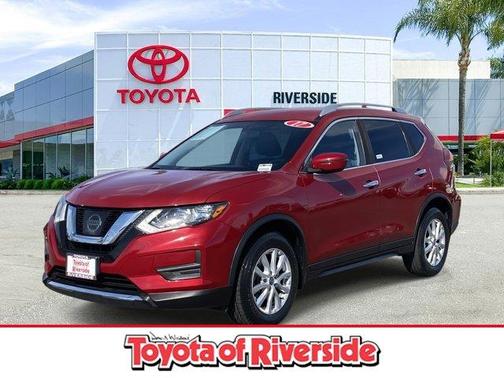 2017 Nissan Rogue SV