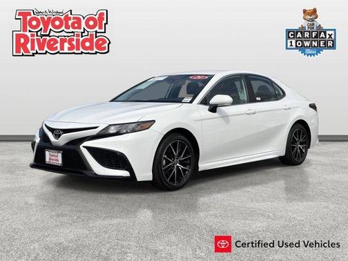 Ice 2024 Toyota Camry SE